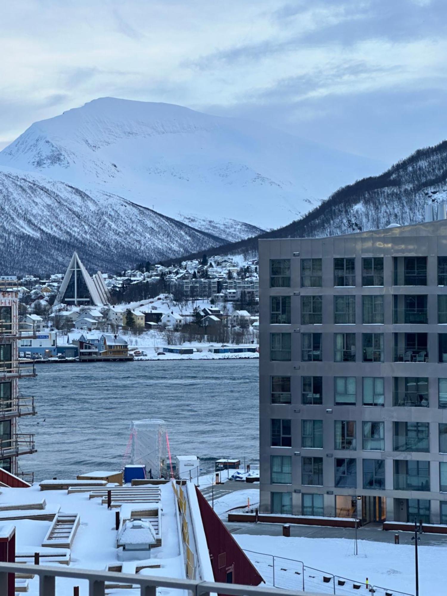 Thenorthernexplorer Penthouse Tromso Exterior photo