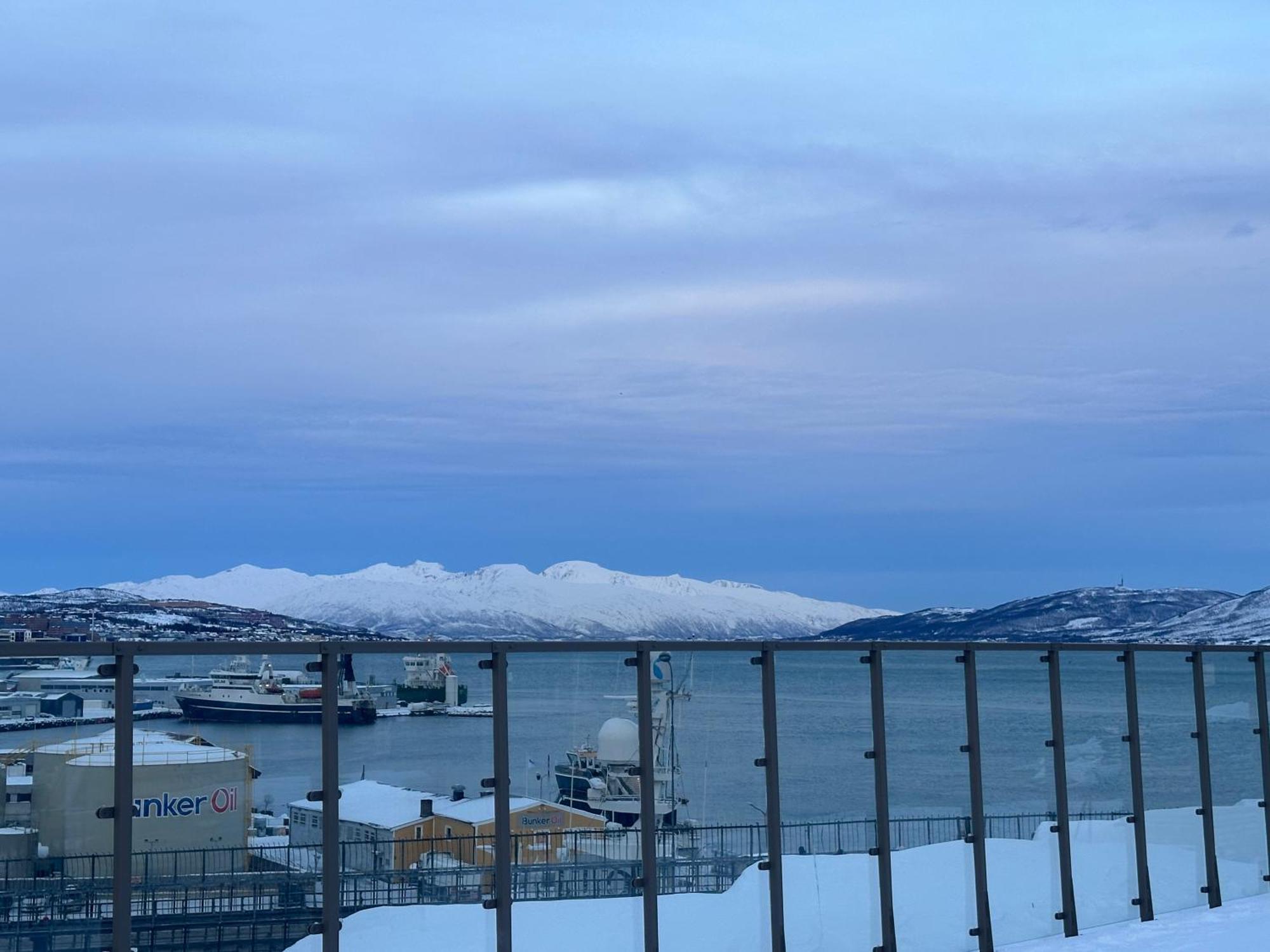 Thenorthernexplorer Penthouse Tromso Exterior photo