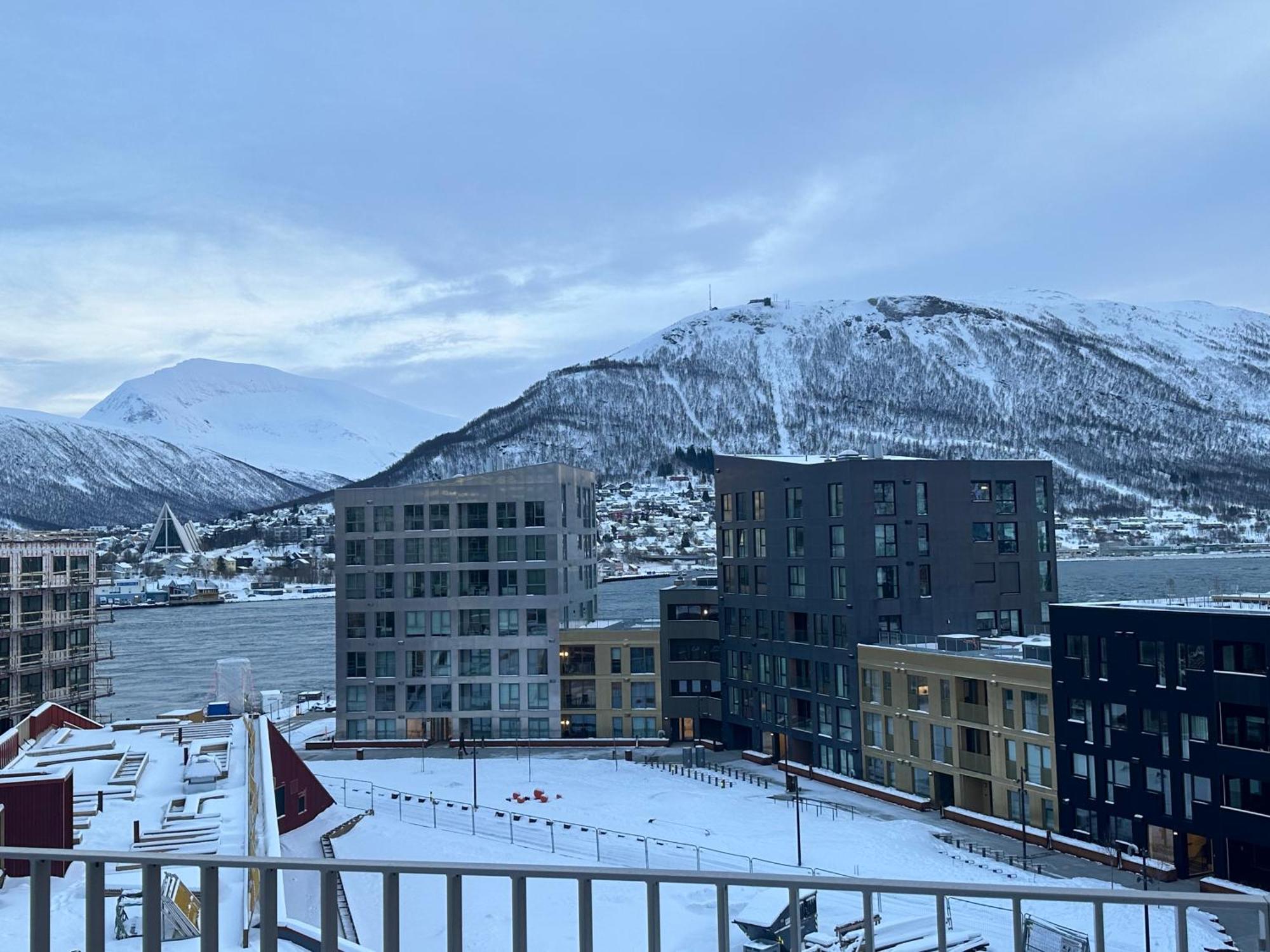 Thenorthernexplorer Penthouse Tromso Exterior photo