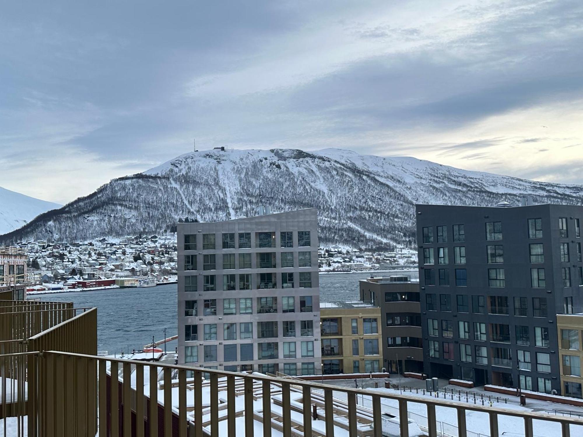Thenorthernexplorer Penthouse Tromso Exterior photo